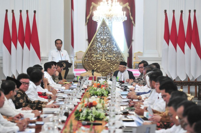 Jokowi Jengkel dan Marah, Buka Tabir Kabinet Tidak Diisi Orang-orang Hebat