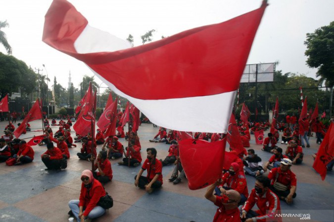 Pembakaran Bendera PDIP, Ulama dan Kiai Betawi: Jangan Kotori Jakarta dengan Premanisme dan Provokasi