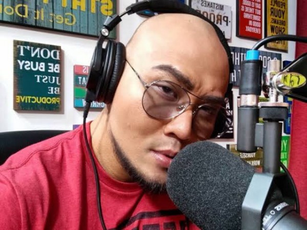 Penghasilan Deddy Corbuzier dari YouTube Bisa Capai Miliaran Rupiah