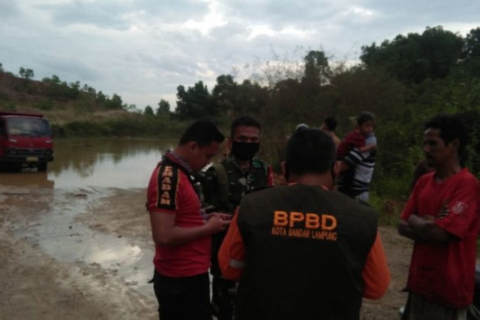 Mau Mancing, Tiga Siswa SD Tewas Tenggelam di Bekas Galian Batu