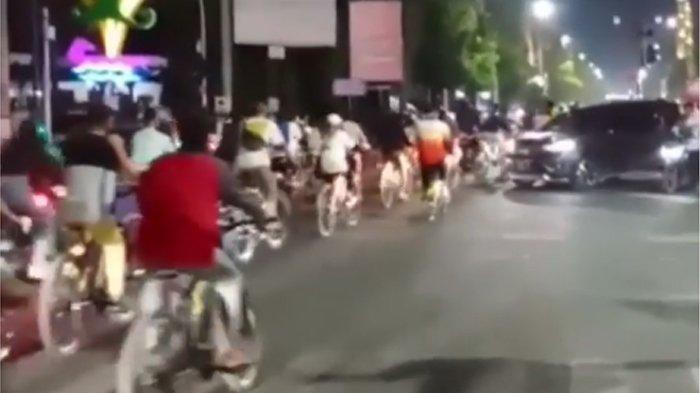 Viral Sekumpulan Pesepeda Terobos Lampu Merah, Begini Kata Polisi