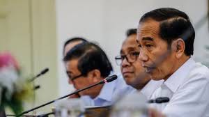 Jumlah Pasien Positif Kian Banyak, Presiden Jokowi Malah Bubarkan Gugus Tugas Covid-19