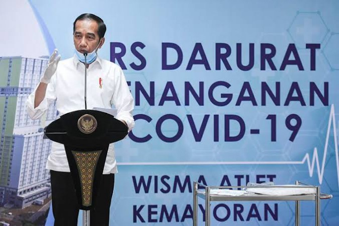 Ekonomi Oleng, Jokowi kok Bisa Gaji Fantastis Manajemen Kartu Prakerja?