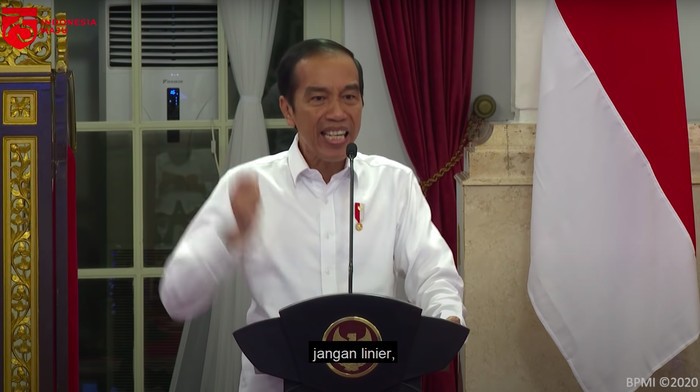 Jokowi Marah-marah Disentil Edy Mulyadi: Begitulah Kalau Presidennya Bacaanya Komik Shinchan