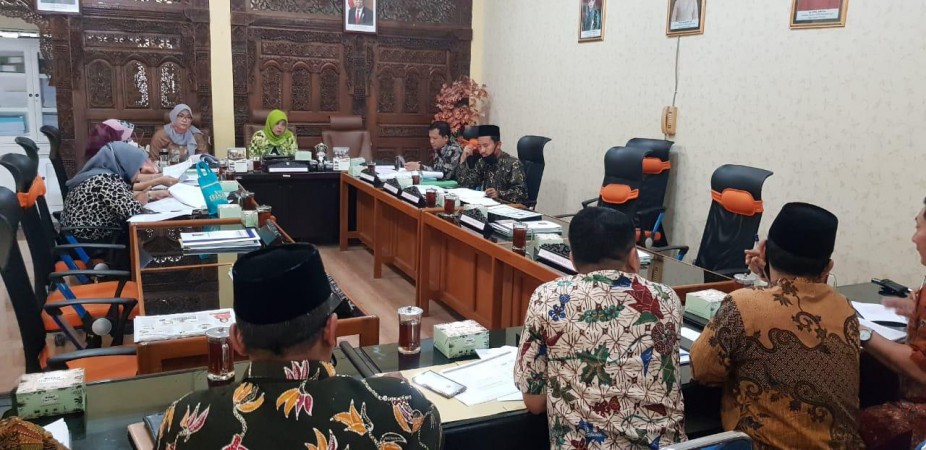 Ditekan Pihak ke Tiga Soal Pengadaan Barang dan Jasa, Kepsek Diminta Lapor yang Berwajib