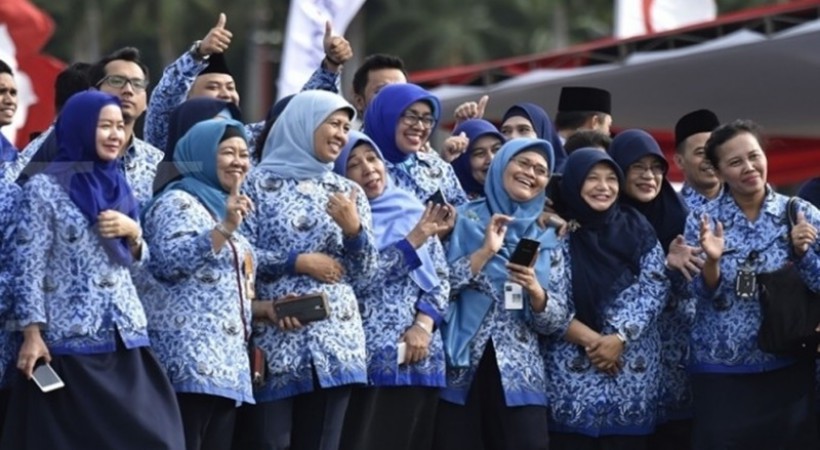 Minggu Depan, Gaji ke-13 PNS & Pensiunan Cair, Tinggal Menunggu Tanda Tangan Jokowi