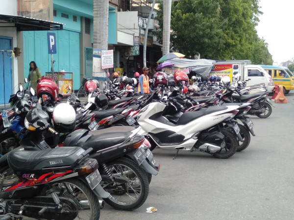 DPRD Ngeluh Maraknya Parkir Liar, Wali Kota Tegal: Segera Ditertibkan Tim Terpadu Lintas Instansi