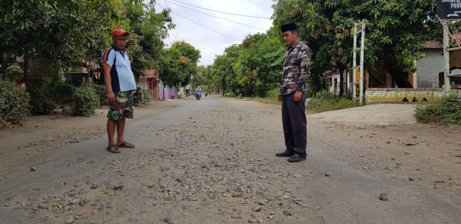 Ruas Jalan Kalisalak-Marga Ayu Rusak, DPU Kabupaten Tegal Janji Perbaiki Tahun Ini