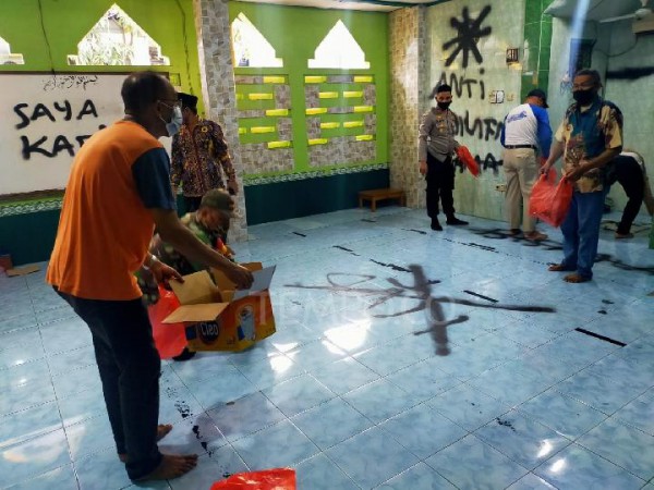 Polisi Harus Tegas dan Adil Usut Kasus Vandalisme Musala dan Alquran, Sekjen MUI: Jika Tidak Bisa Sulut Amarah