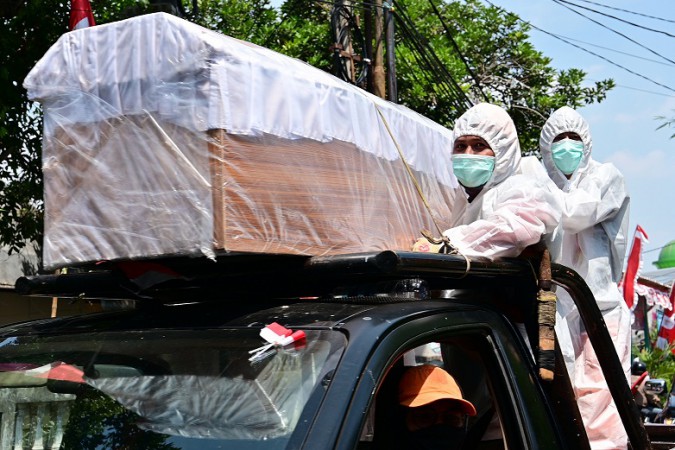 1,5 Juta Tenaga Medis yang Tersisa Dalam Bahaya, 100 Dokter Meninggal Kerugian Besar bagi Indonesia