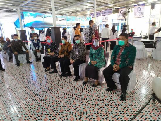 Pantau Tes SKB CPNS di Udinus Semarang, Bupati Tegal Umi Azizah Sebut Peluang Tahun Depan