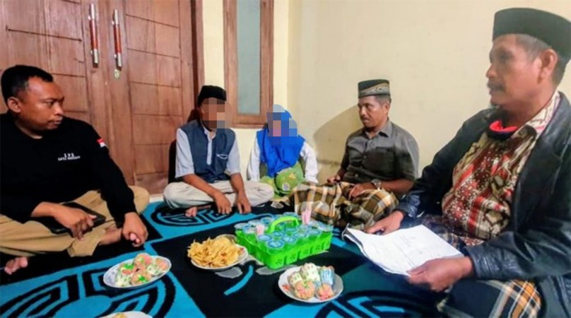 Terlanjur Cinta, Siswa SMP Dinikahkan karena Ancam Bunuh Diri saat Diminta Putus