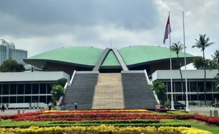 40 Orang Positif Covid-19, Gedung DPR Tak Ditutup