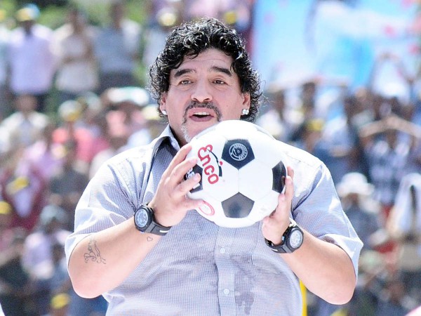 Cepat Sembuh Maradona