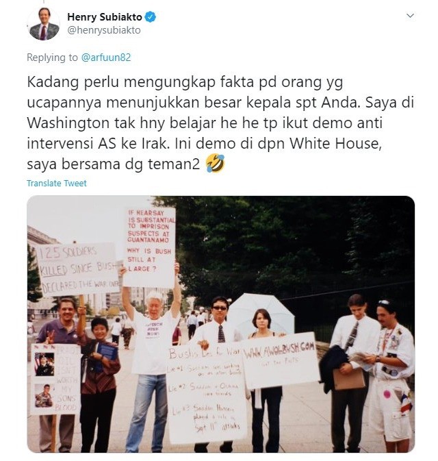 Foto Prof Henri Subiyakto Demo di Amerika Serikat Beredar, Fadli Zon Singgung Intelektual Kaleng-kaleng