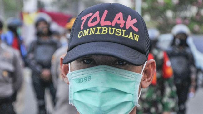 UU Ciptaker Bikin Dunia Pendidikan Resah, Pengamat: DPR Sedang Melakukan Prank