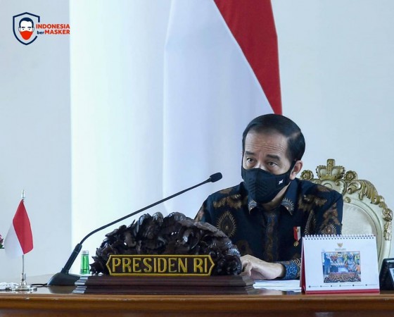 Ancam Keselamatan Warga dan Rawan Politik Uang,  Jokowi Dinilai Mendahulukan Kepentingan Bandar Demi Pilkada