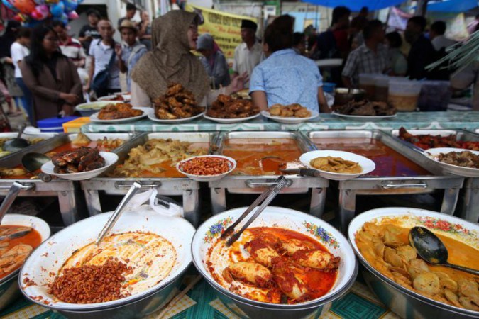 55 Persen Penduduk Indonesia Semakin Susah Cari Makan