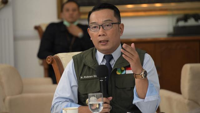 Baik-baik Saja Usai Divaksin Covid-19, Ridwan Kamil: Dokternya Harus Ditambah, Kalau Masih Begini Bisa Setahun