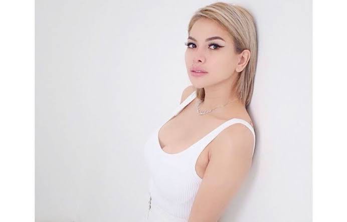 Nikita Mirzani Diramal Bakal Masuk Penjara Tahun 2021, Mbak You: Wanita, Kasusnya Sepele