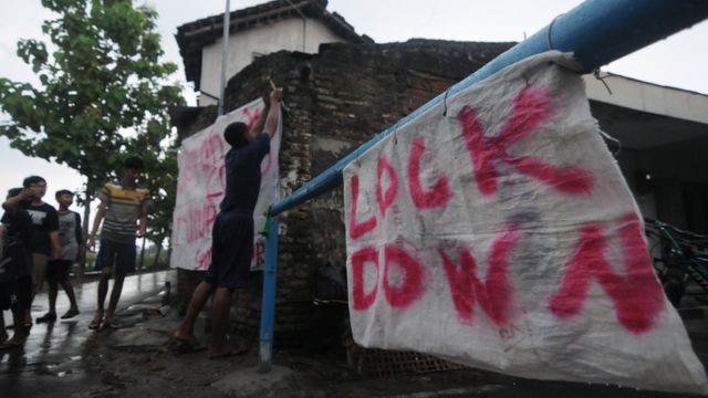 Satgas Ingatkan Demo, Senin (2/11) Hari Ini, Berpotensi Tularkan Covid-19