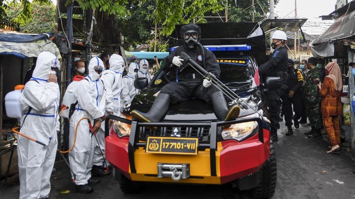 Rapid Test Massal Kerumunan Habib Rizieq Nonreaktif, Pandu Riono: Tak Ada Klaster Petamburan