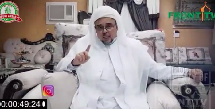 Ada yang Sebar Kabar Tiket Pesawat Habib Rizieq Dibatalkan, Munarman: Kriminal Itu Orang