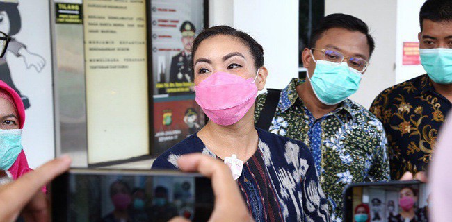 Dilecehkan Secara Seksual di Facebook, Keponakan Prabowo Dicecar 27 Pertanyaan