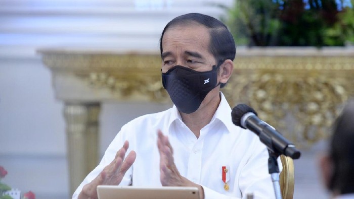 Jokowi Perintahkan Tito Karnavian Tegur Kepala Daerah yang Abai Terapkan Protokol Kesehatan