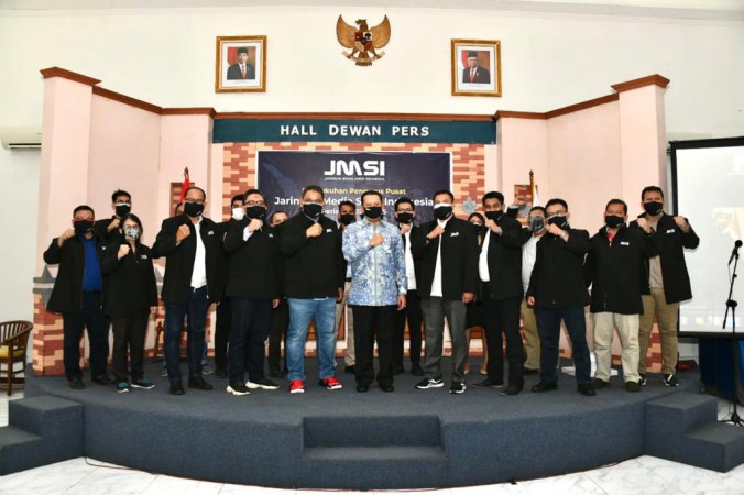 Lantik Pengurus Pusat JMSI, Bamsoet Ungkap 2.020 konten Infodemik yang Menyesatkan