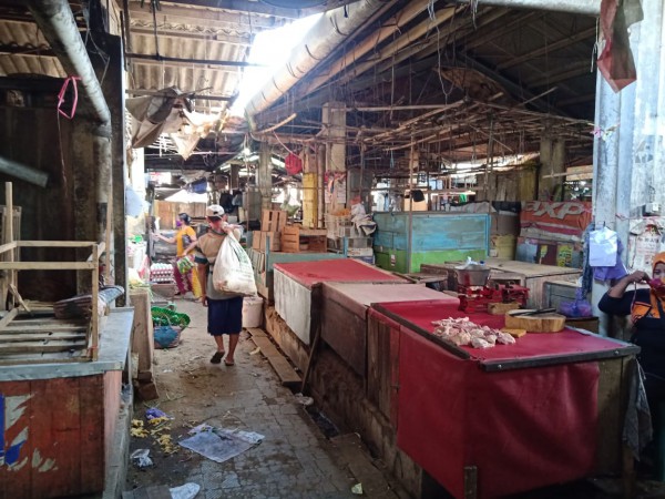 Diduga Ketakutan Hendak Diswab, Pedagang Pasar Suradadi Pilih Tutup Kios Awal dan Pulang