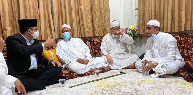 Sambangi Habib Rizieq, Anies Baswedan Dijadwalkan Subuh Tapi Sudah Datang Malam Hari