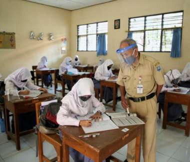 Semua Sekolah Mulai Masuk Lagi Januari Nanti, Kesiapan Pemda Dirragukan