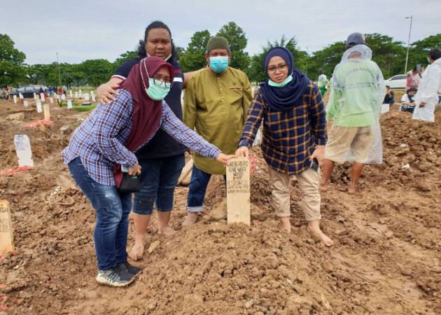 Ibunda Komika Babe Cabita Meninggal Dunia