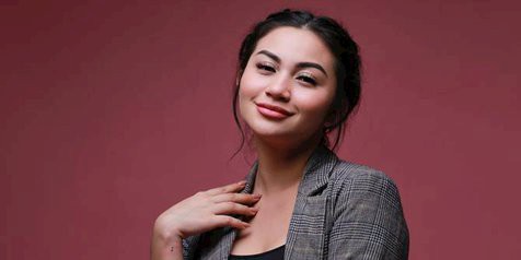 Model Cantik dan Seksi Ini Idamkan Suami Mapan