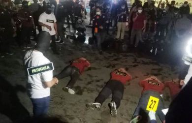 Cekik Leher Petugas dan Rampas Senjata Api Jadi Alasan Polisi Tembak 4 Anggota FPI