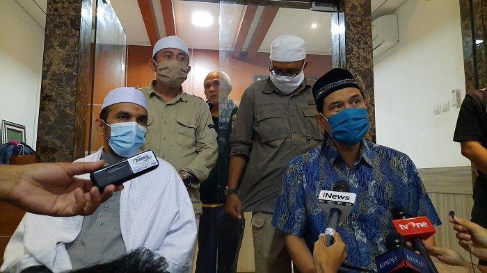 FPI Tak Pernah Punya Senjata Api, Ketum FPI: Demi Keamanan, Keberadaan Habib Rizieq Tak Bisa Disebutkan