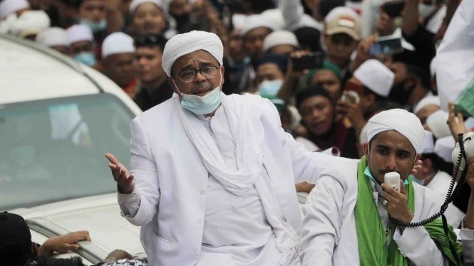 Habib Rizieq Dijerat Dua Pasal Sekaligus, Aziz Yanuar: Ini Bentuk Kriminalisasi Ulama