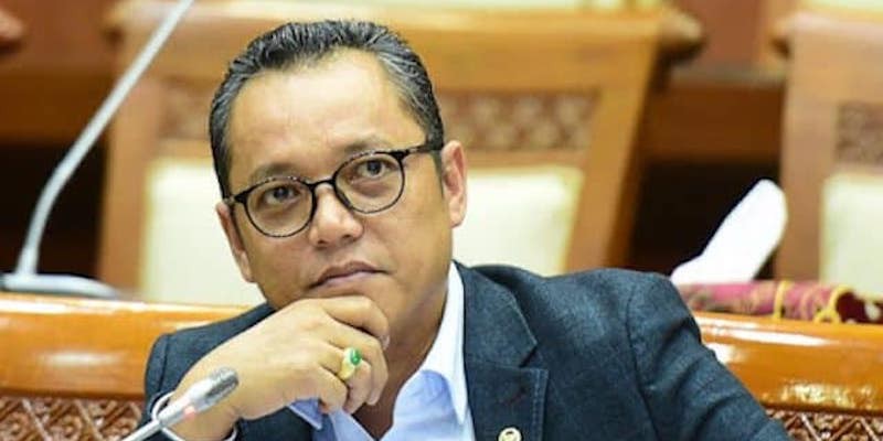 Disebut Terima Aliran Dana Korupsi Bansos, PDIP Gerah! Deddy Sitorus: Kalau Tidak Benar Nanti Kita Tuntut!