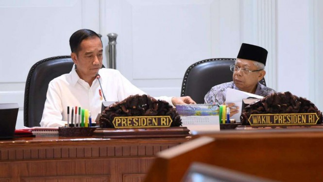 Tegaskan Tak Lindungi Koruptor, Sekarang Waktu yang Tepat Jokowi untuk Reshuffle Kabinetnya