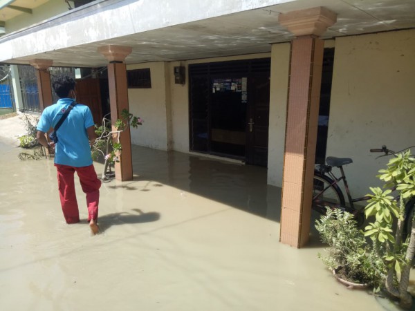 Hujan Semalam, Sejumlah Rumah di Brebes Terendam Genangan