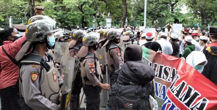 Aksi 1812 Dibubarkan Paksa, Polisi Kirim 22 Pendemo ke Wisma Atlet karena Reaktif