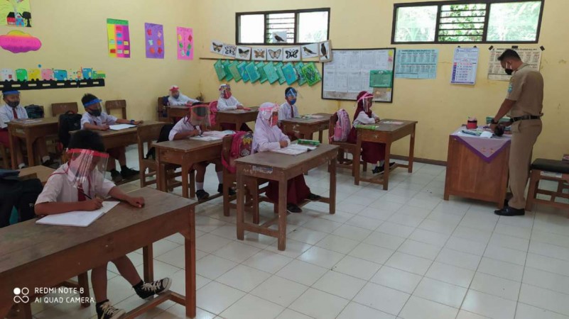 Sekolah Tatap Muka Boleh, tapi Tidak Wajib