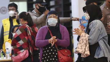 Istri Pilot Sriwijaya Air Ungkapkan Selama 15 Tahun Bertugas, Baru Kali Ini Baju Suaminya Tak Disetrika