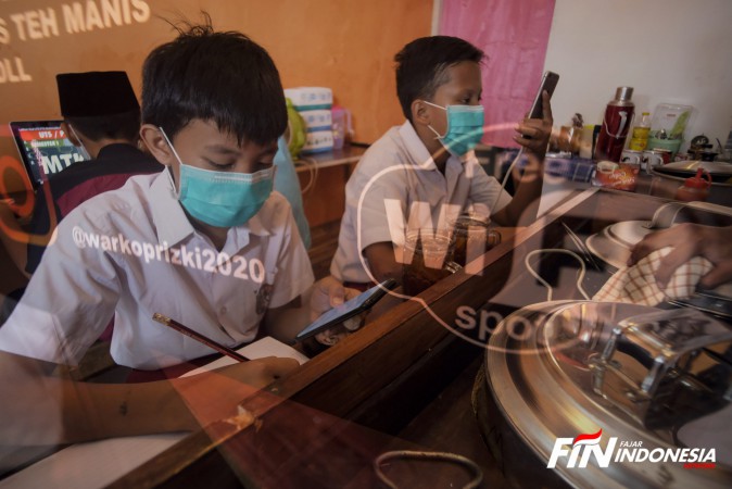 Sekolah Tatap Muka Ditunda Lagi, Subsidi Kuota Rp7,2 Triliun Dilanjutkan Tahun Ini