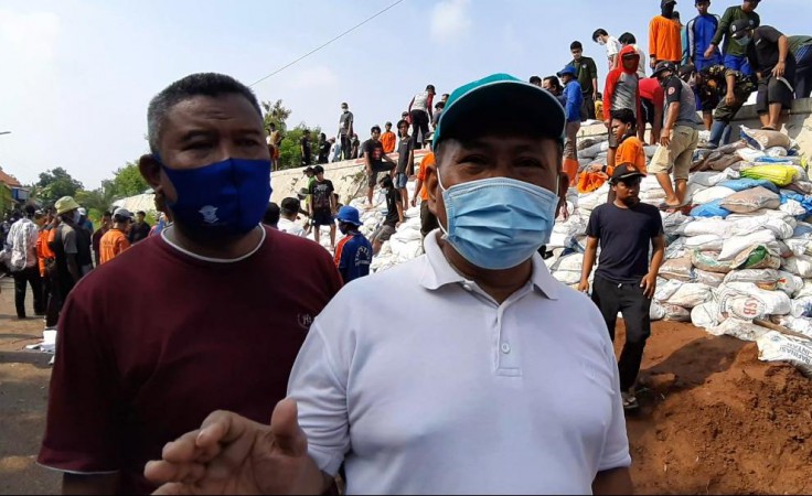 Kritis, Tanggul Sungai Cisanggarung Harus Ada Penanganan Permanen