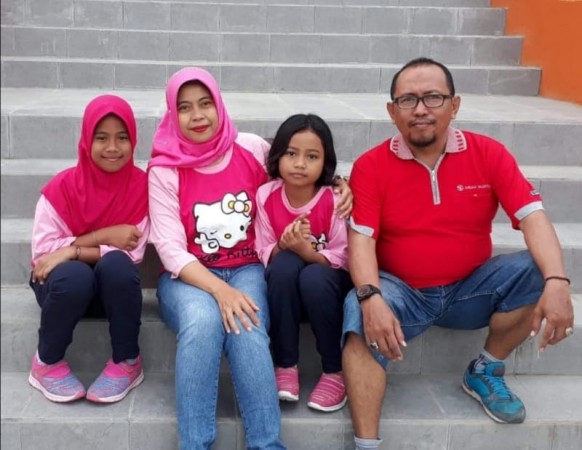 Kakak Guru Korban Sriwijaya Air dari Tegal: Adik Saya Pakai Cincin Kawin dan Permata Ungu