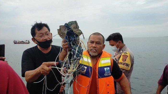 Bangkai Pesawat Diduga Tenggelam di Kedalaman 20-23 Perairan Pulau Seribu