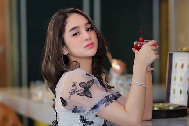 Diragukan Bisa Beli Mobil Mewah, Hana Hanifah: Jadi Artis Capek, Sekarang Model Sama Endorse