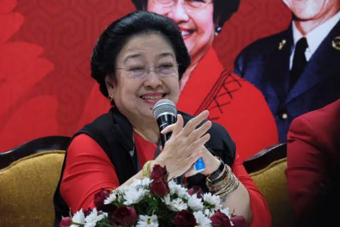 Megawati Siap Diganti, Effendi Simbolon: Tak Ada Budaya Politik Uang untuk Tentukan Pejabat Partai